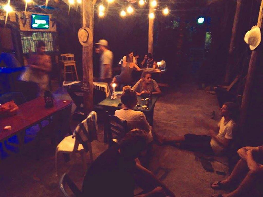 Surf Camp Hotel Bocas Town Exterior foto